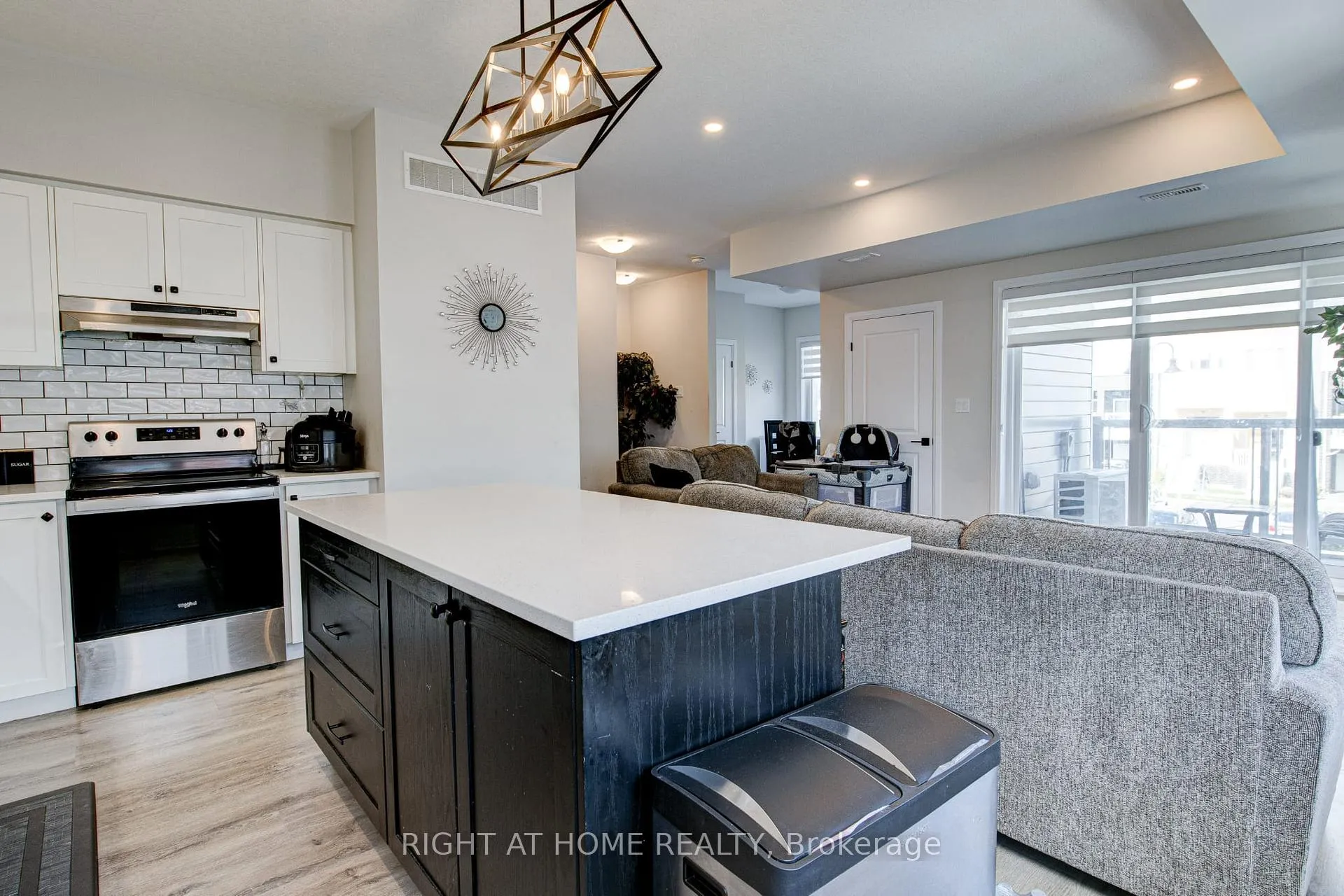 Photo 42 of 34 Vitality Drive, Kitchener, Trussler — HOMEH