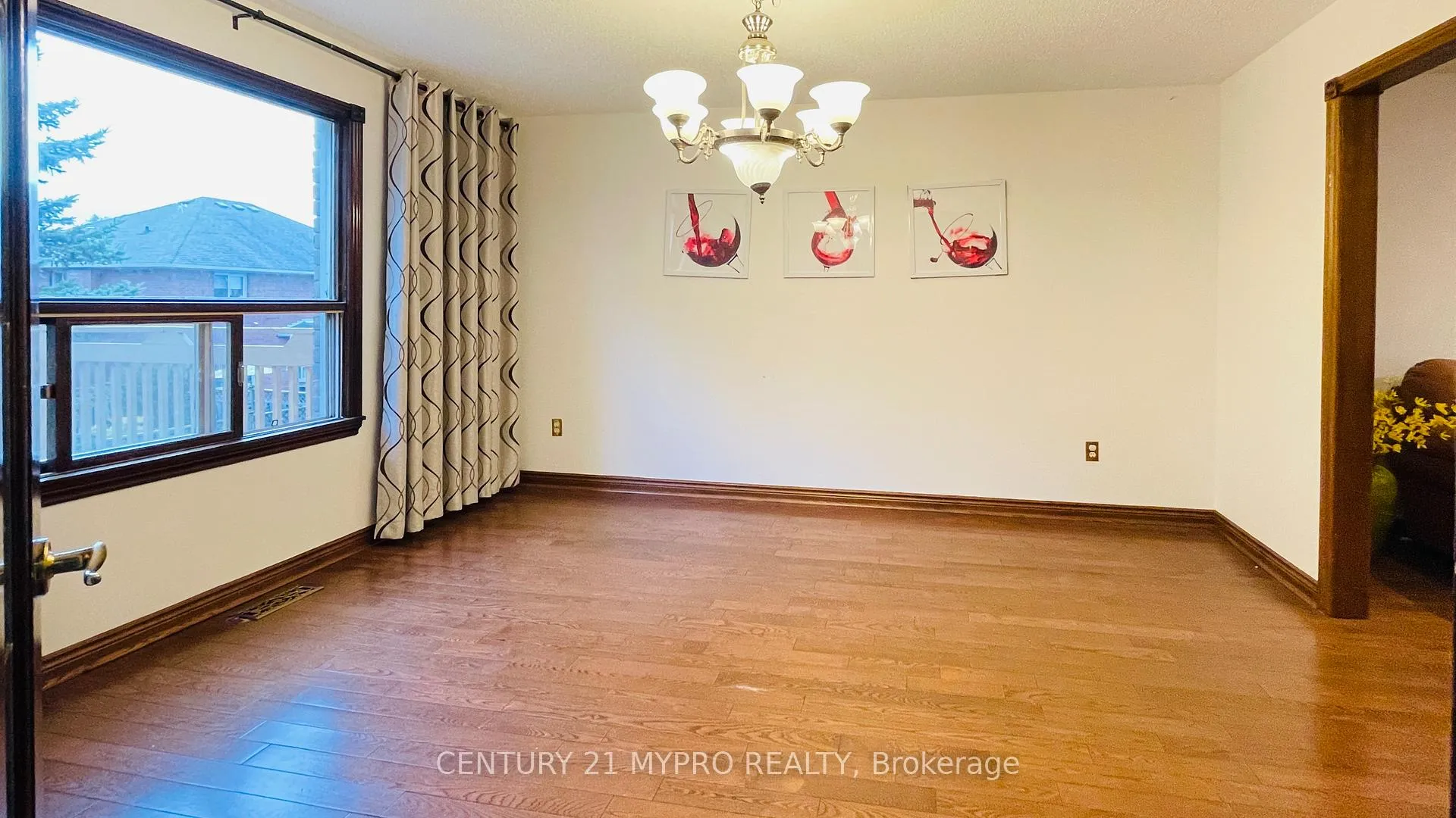 Photo 8 of Unit Main, 575 Lombardy Avenue, Oshawa, McLaughlin — HOMEH