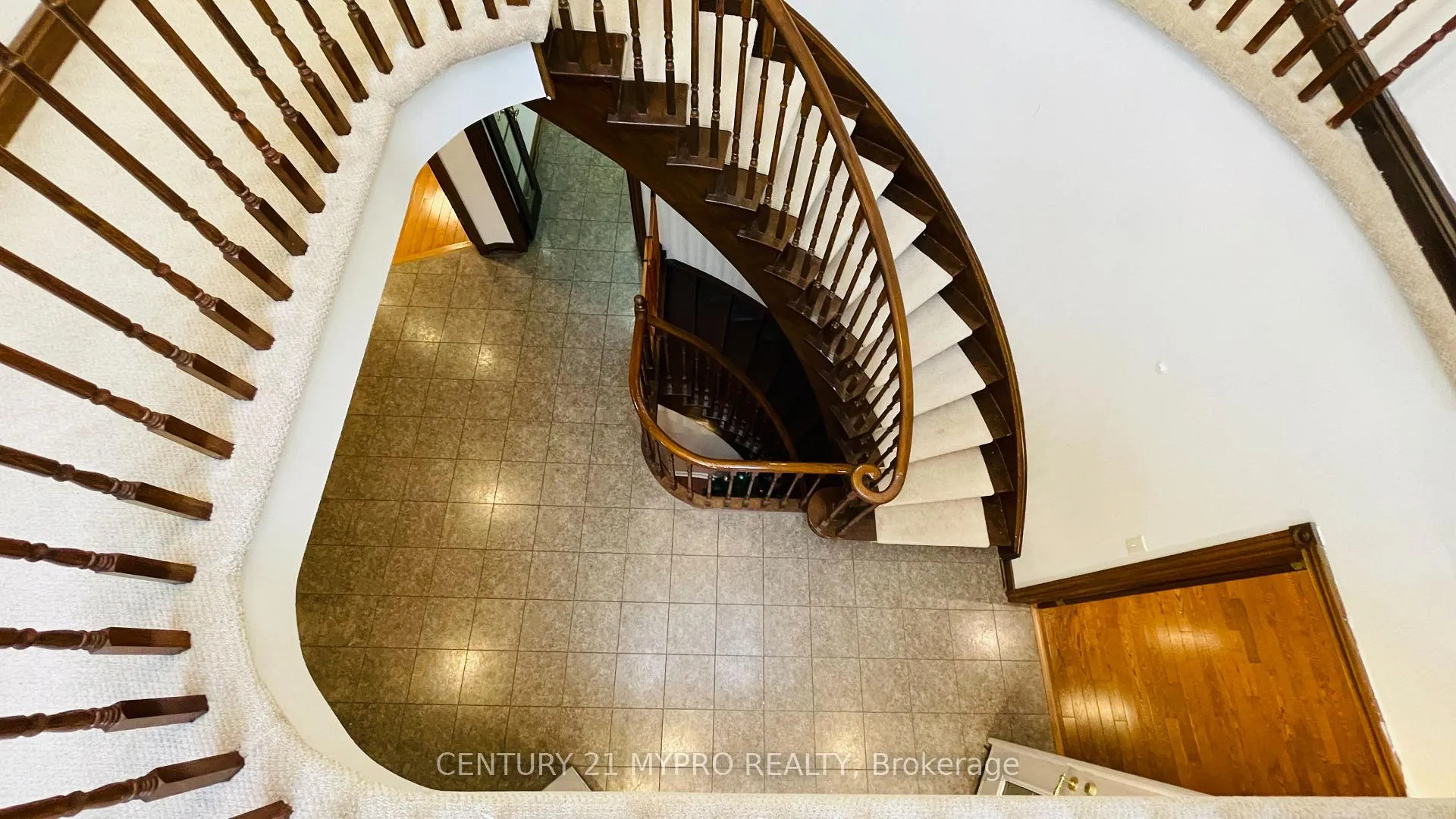 Photo 12 of Unit Main, 575 Lombardy Avenue, Oshawa, McLaughlin — HOMEH