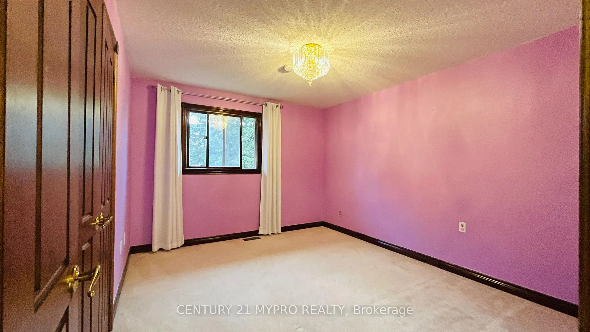 Photo 14 of Unit Main, 575 Lombardy Avenue, Oshawa, McLaughlin — HOMEH