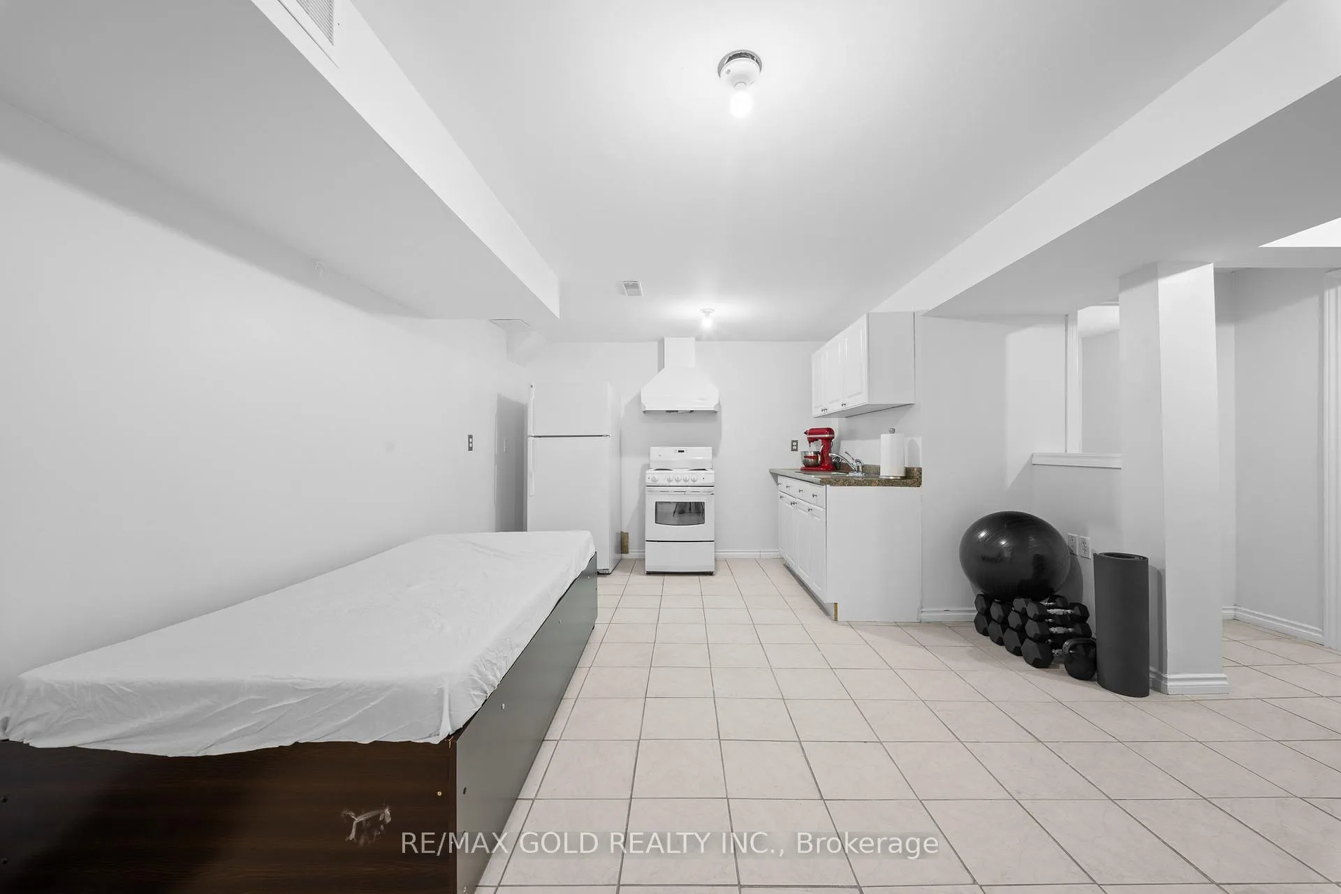 Photo 35 of 36 Ocean Ridge Drive E, Brampton, Sandringham-Wellington — HOMEH