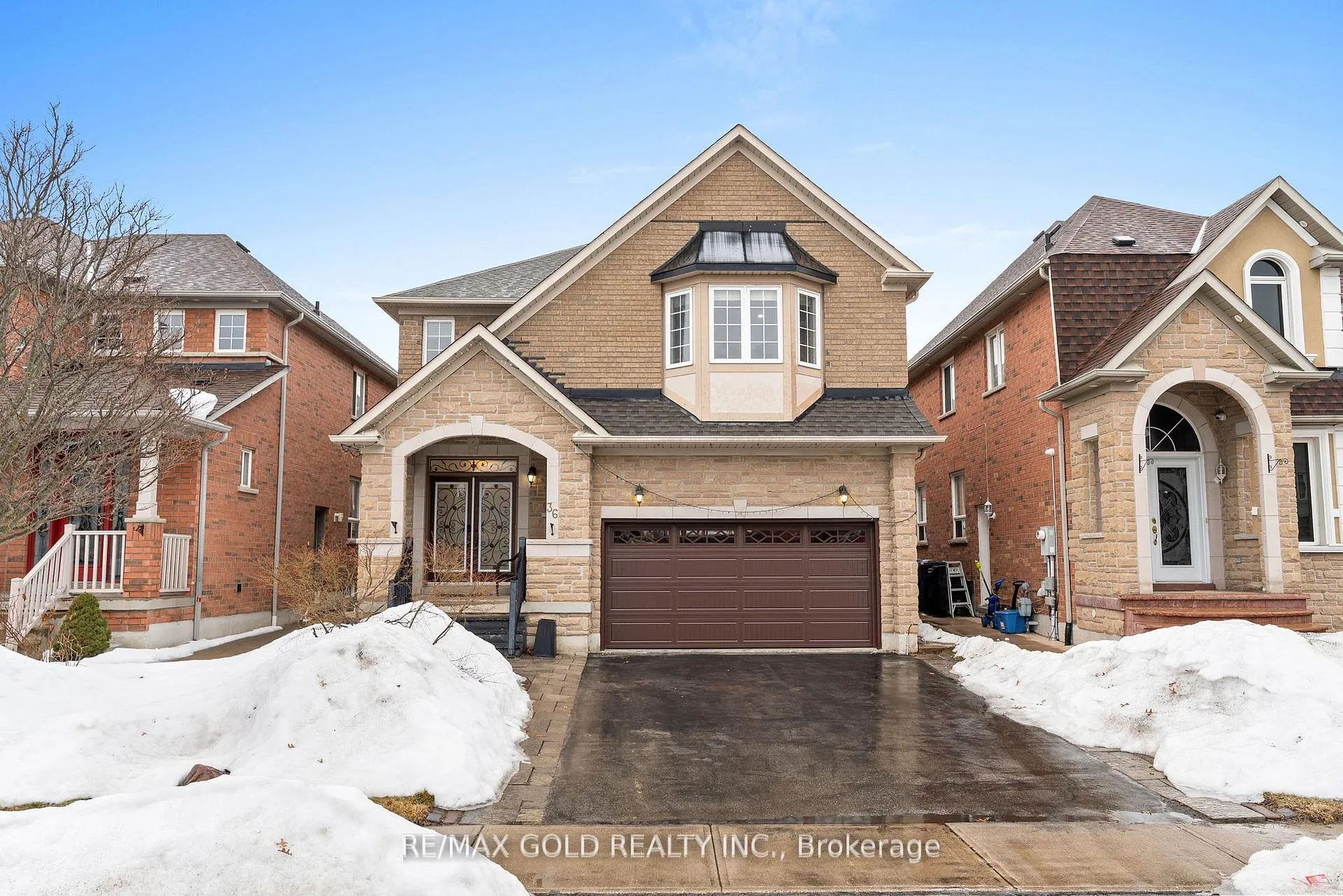 Photo 1 of 36 Ocean Ridge Drive E, Brampton, Sandringham-Wellington — HOMEH