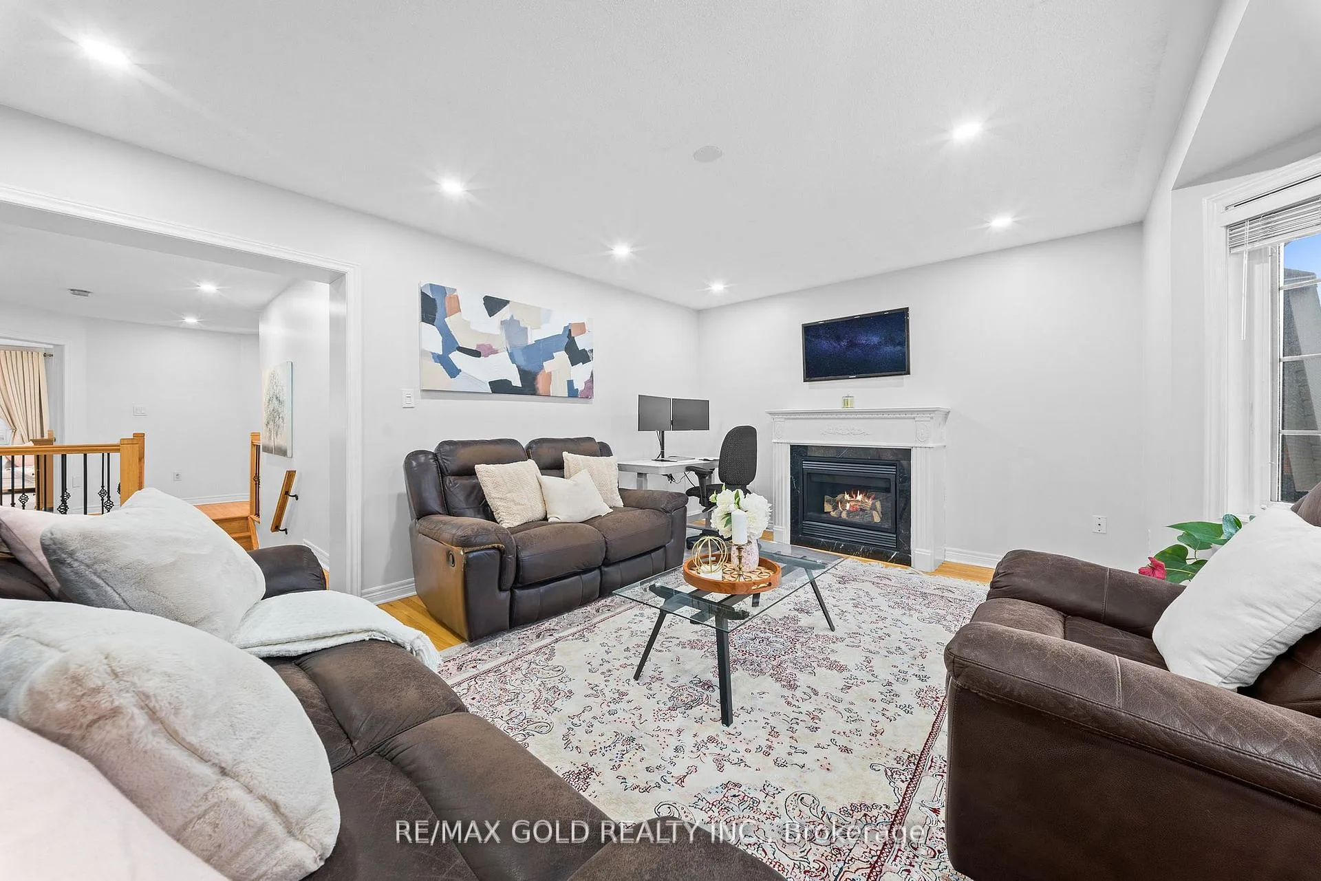 Photo 18 of 36 Ocean Ridge Drive E, Brampton, Sandringham-Wellington — HOMEH