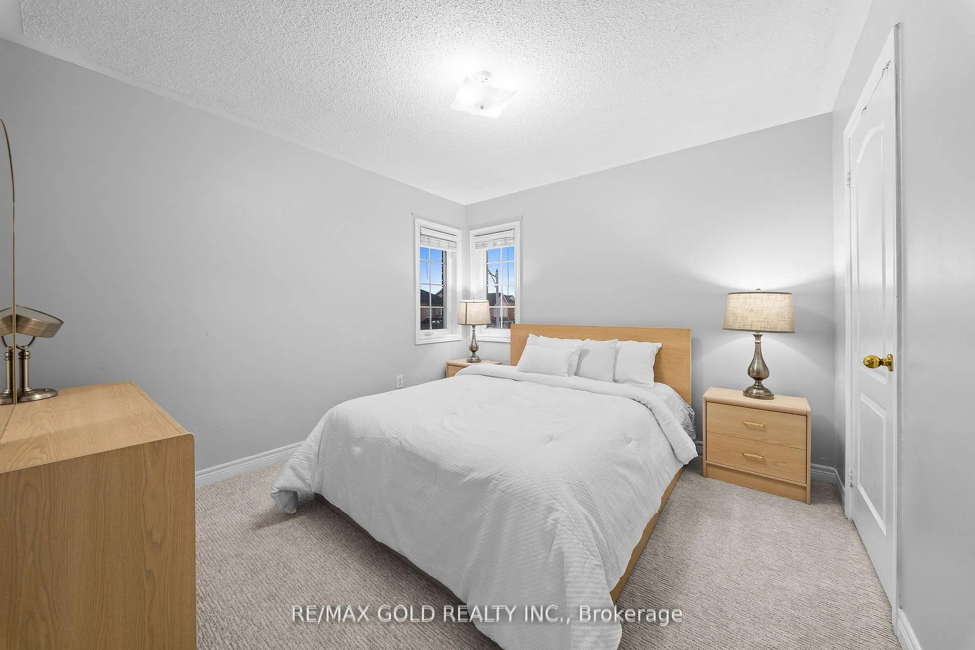 Photo 27 of 36 Ocean Ridge Drive E, Brampton, Sandringham-Wellington — HOMEH