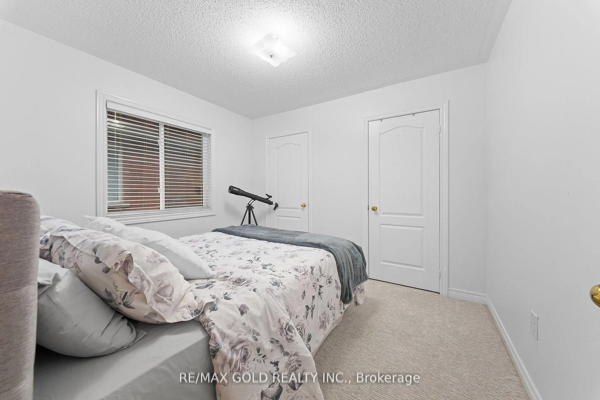 Photo 30 of 36 Ocean Ridge Drive E, Brampton, Sandringham-Wellington — HOMEH