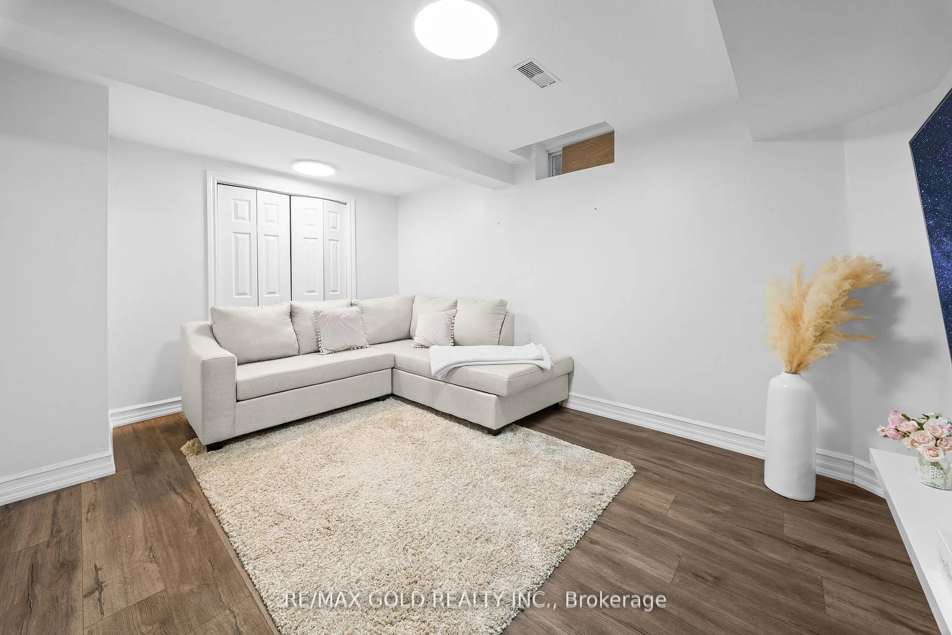 Photo 37 of 36 Ocean Ridge Drive E, Brampton, Sandringham-Wellington — HOMEH