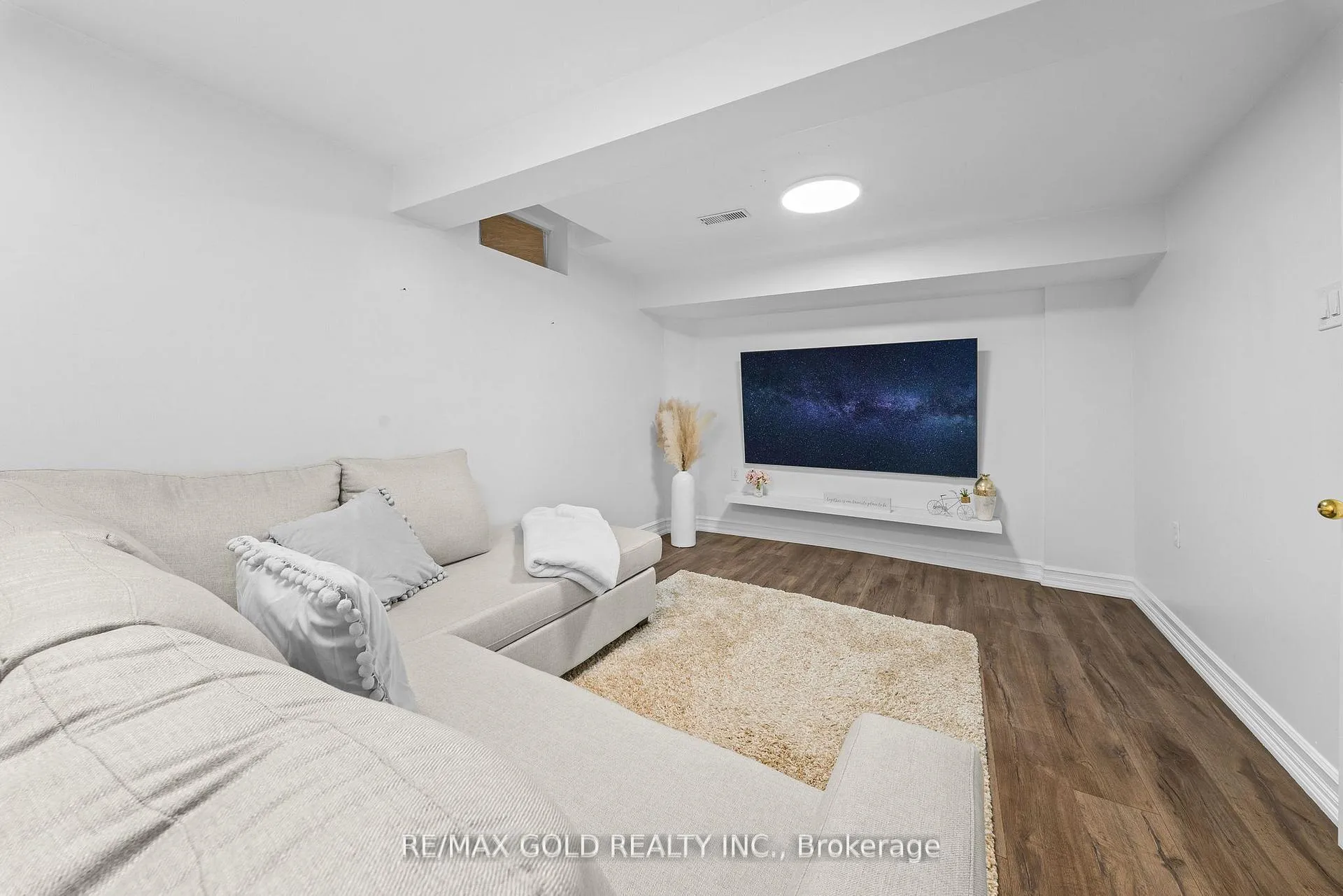Photo 38 of 36 Ocean Ridge Drive E, Brampton, Sandringham-Wellington — HOMEH