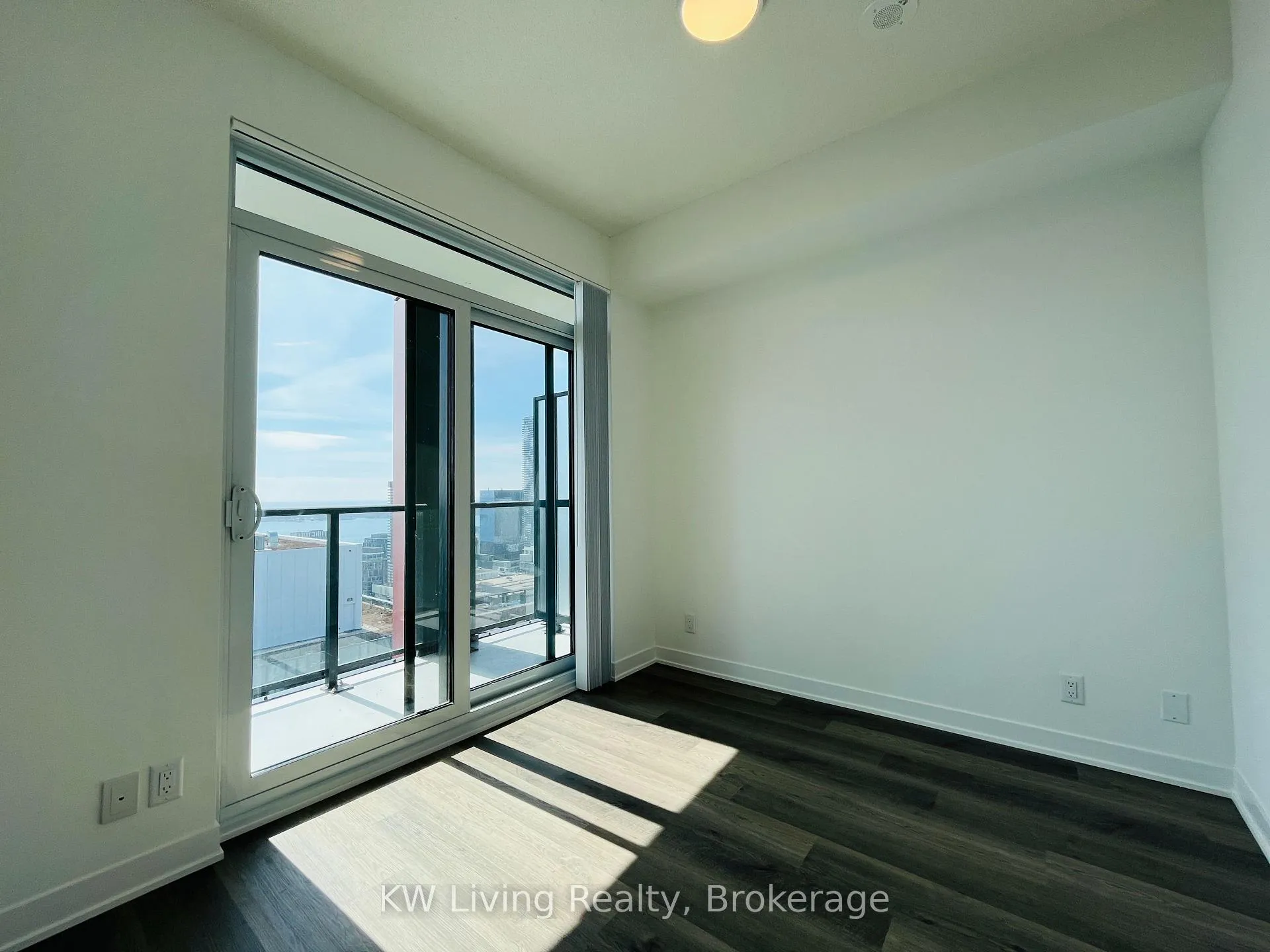 Photo 11 of Unit 4006, 180 Front Street E, Toronto, Moss Park — HOMEH