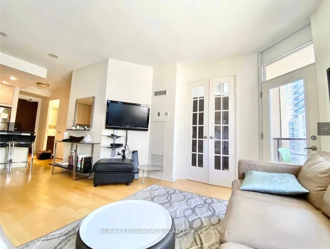 Photo 5 of Unit 1212, 85 Bloor Street E, Toronto, Church-Yonge Corridor — HOMEH
