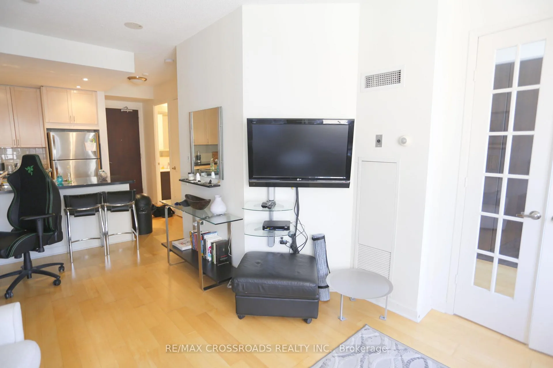 Photo 6 of Unit 1212, 85 Bloor Street E, Toronto, Church-Yonge Corridor — HOMEH
