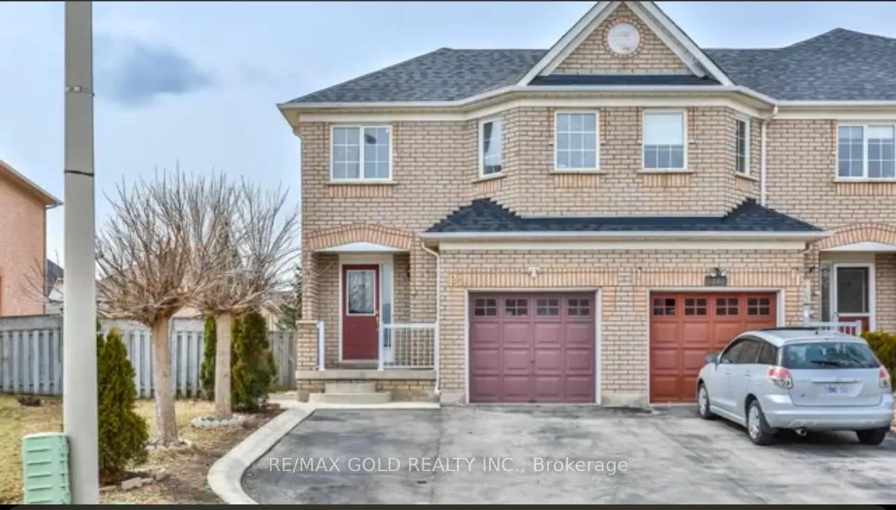 Photo 1 of 26 Twin Pines Crescent, Brampton, Brampton North — HOMEH