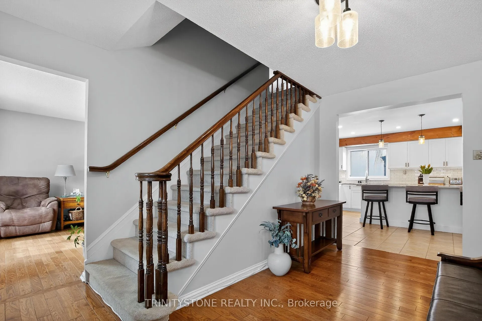 Photo 6 of 259 Lake Avenue E, Carleton Place — HOMEH