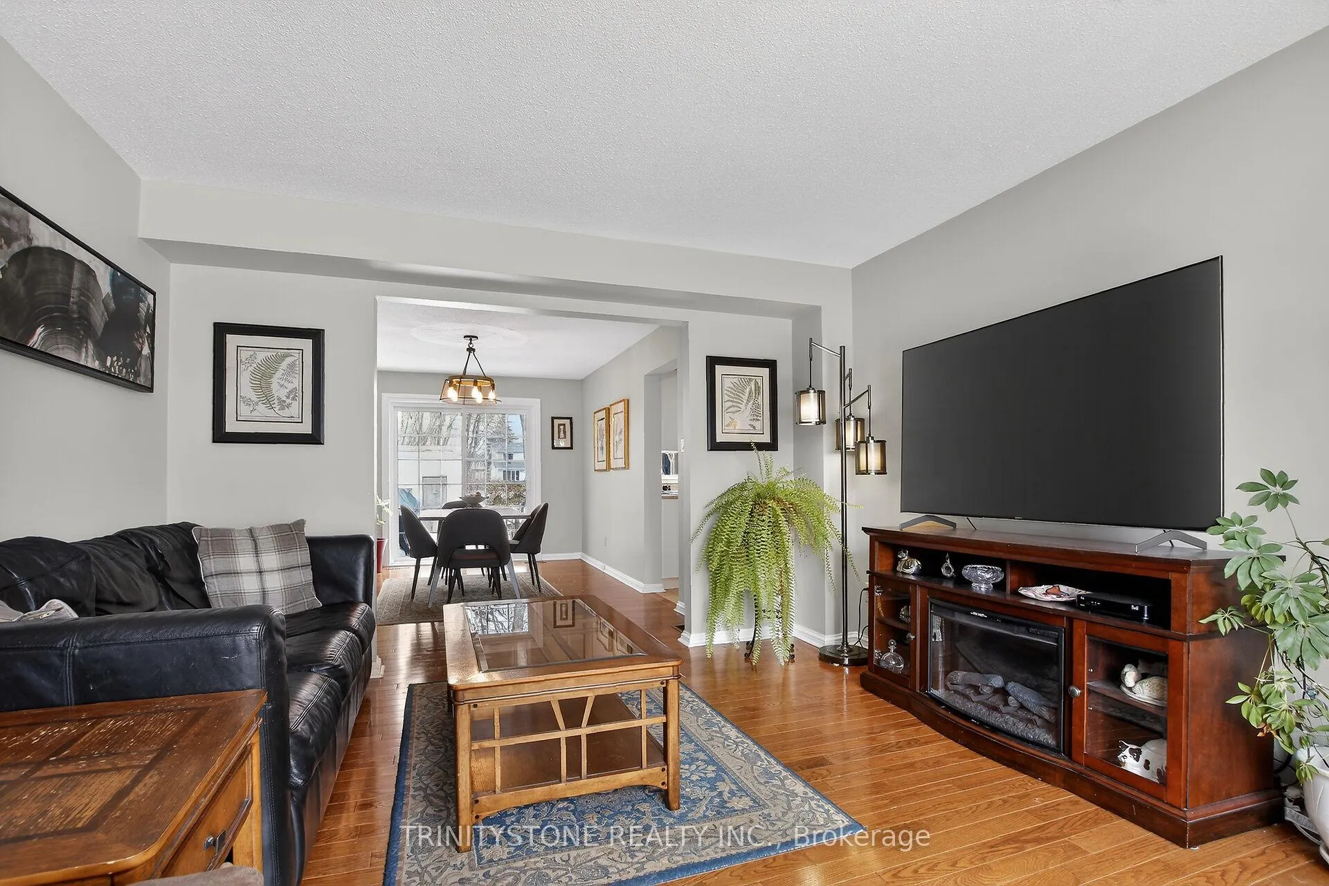 Photo 9 of 259 Lake Avenue E, Carleton Place — HOMEH