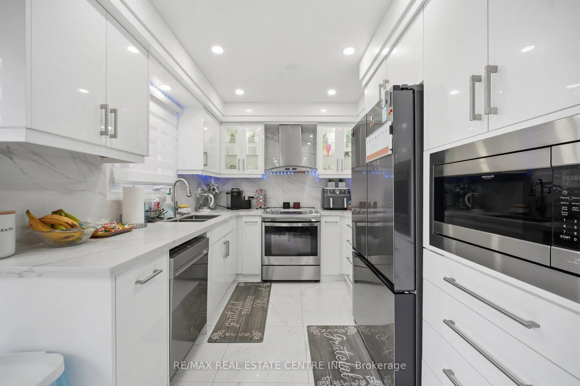 Photo 21 of 98 Cassander Crescent, Brampton, Heart Lake East — HOMEH
