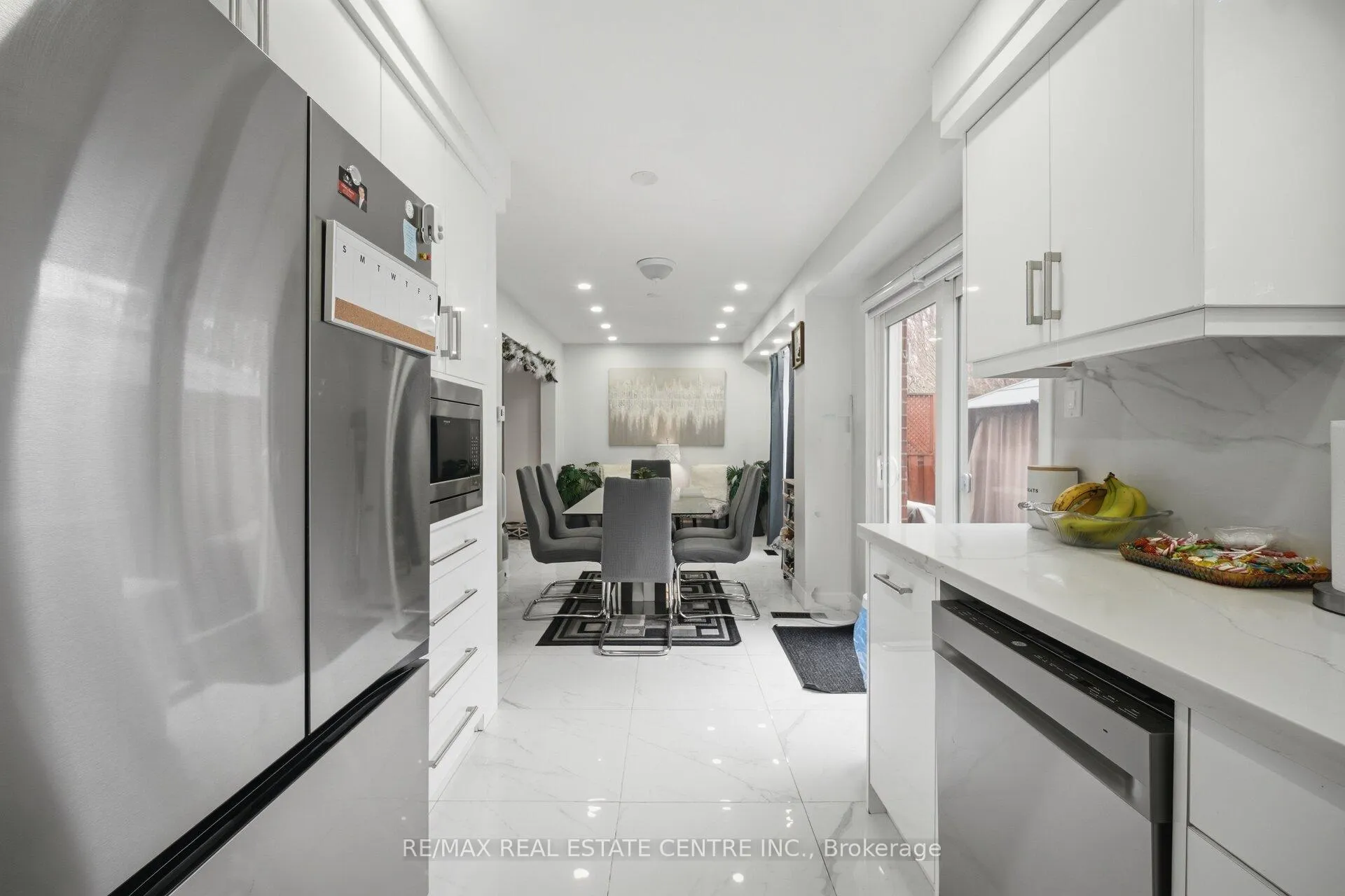 Photo 25 of 98 Cassander Crescent, Brampton, Heart Lake East — HOMEH