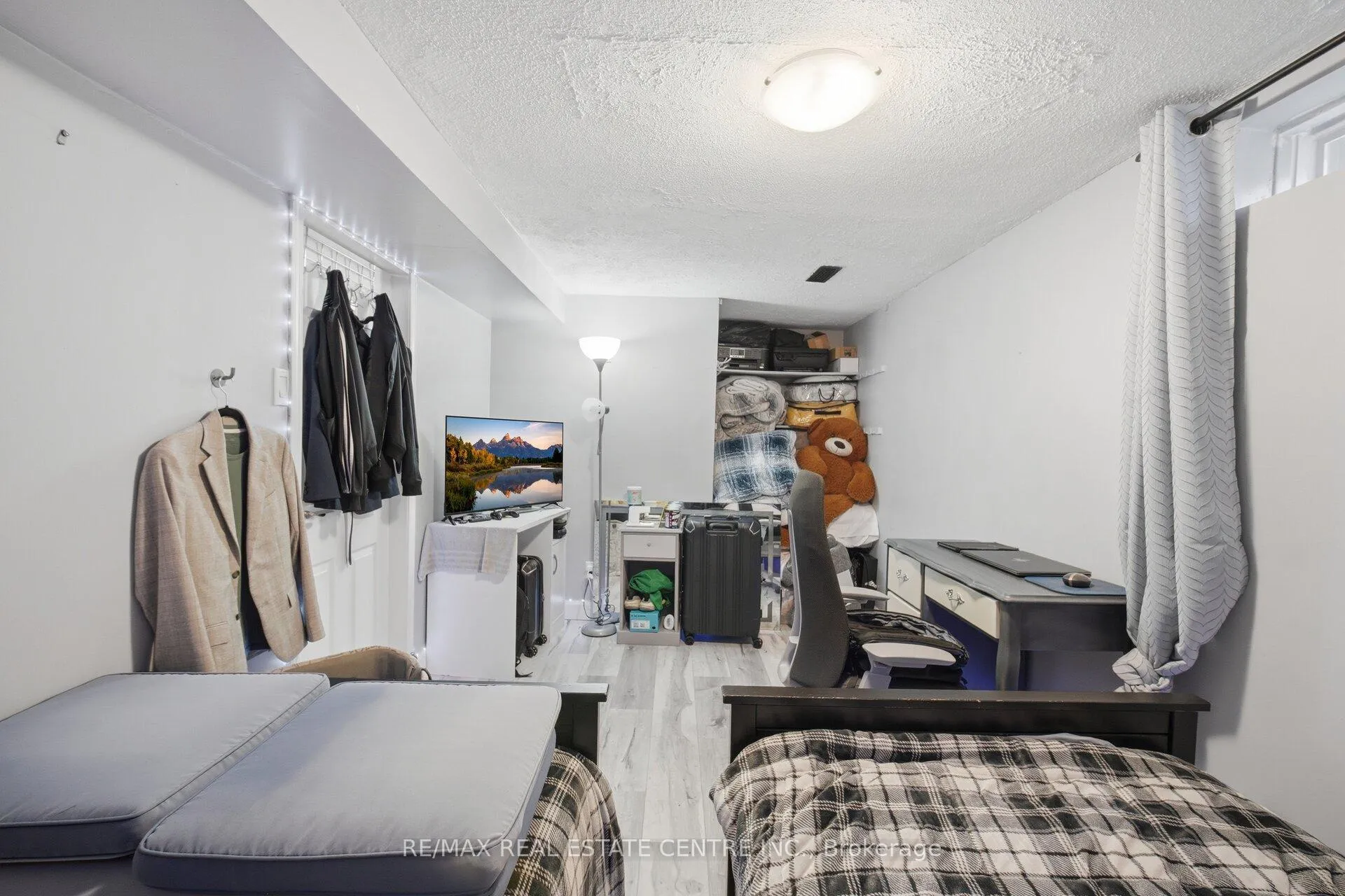 Photo 29 of 98 Cassander Crescent, Brampton, Heart Lake East — HOMEH