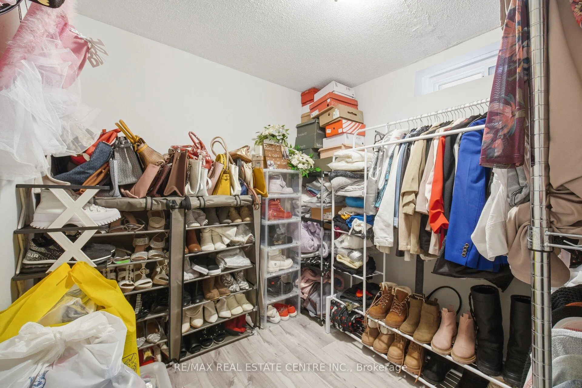 Photo 30 of 98 Cassander Crescent, Brampton, Heart Lake East — HOMEH