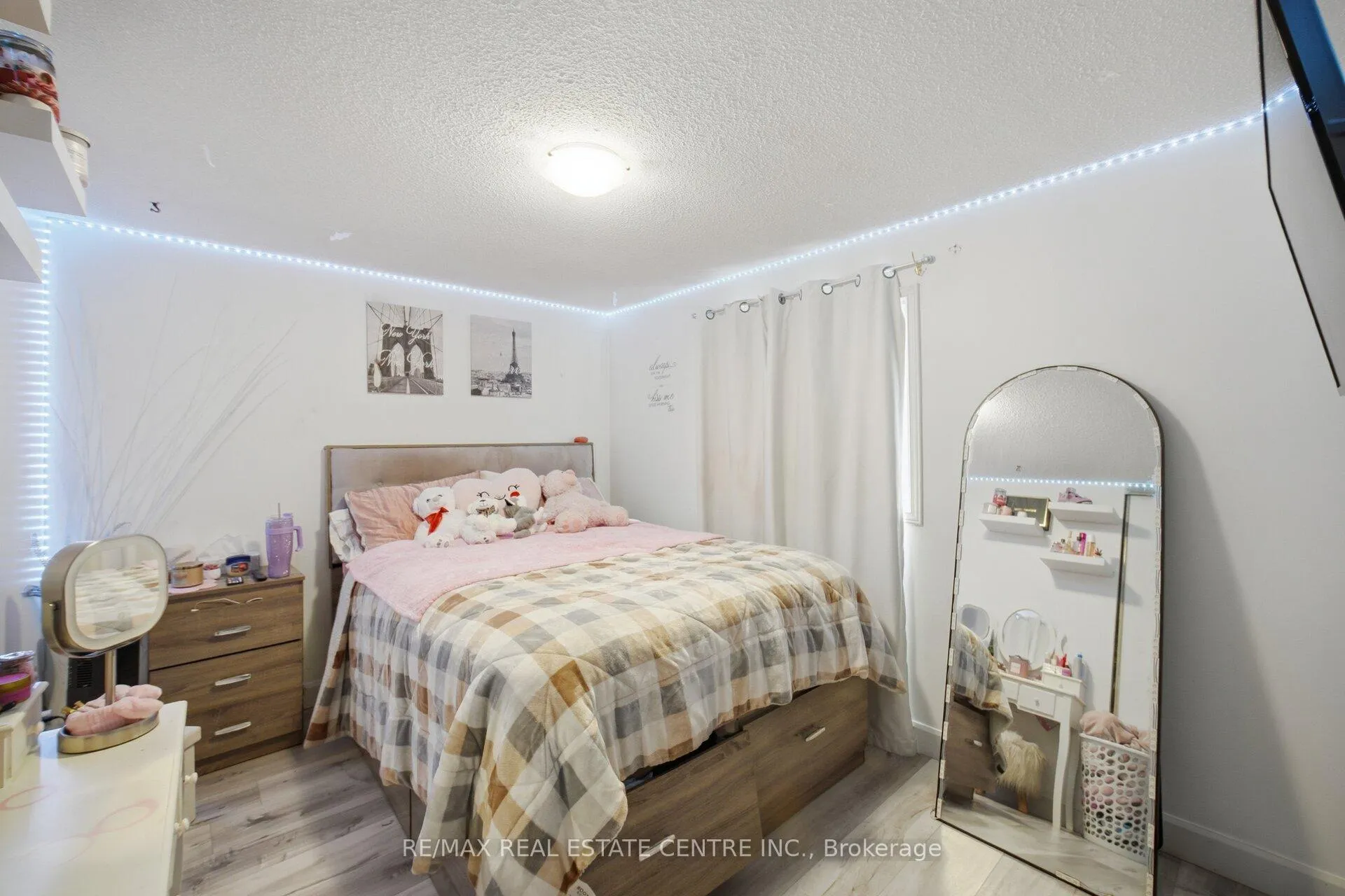 Photo 34 of 98 Cassander Crescent, Brampton, Heart Lake East — HOMEH
