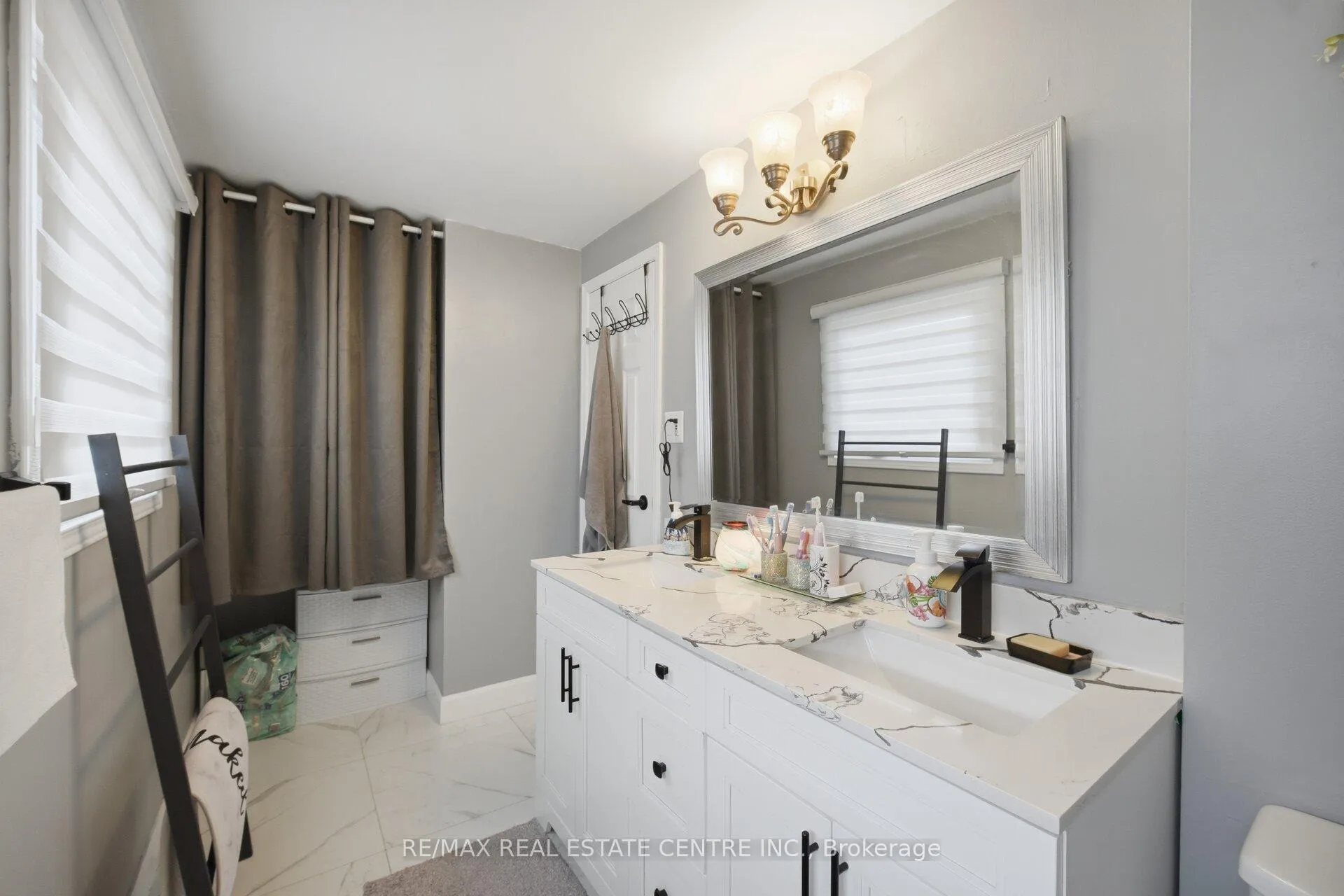 Photo 39 of 98 Cassander Crescent, Brampton, Heart Lake East — HOMEH