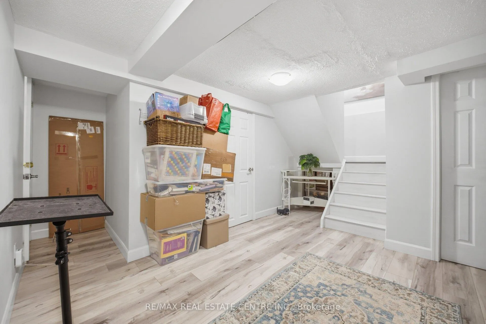 Photo 43 of 98 Cassander Crescent, Brampton, Heart Lake East — HOMEH