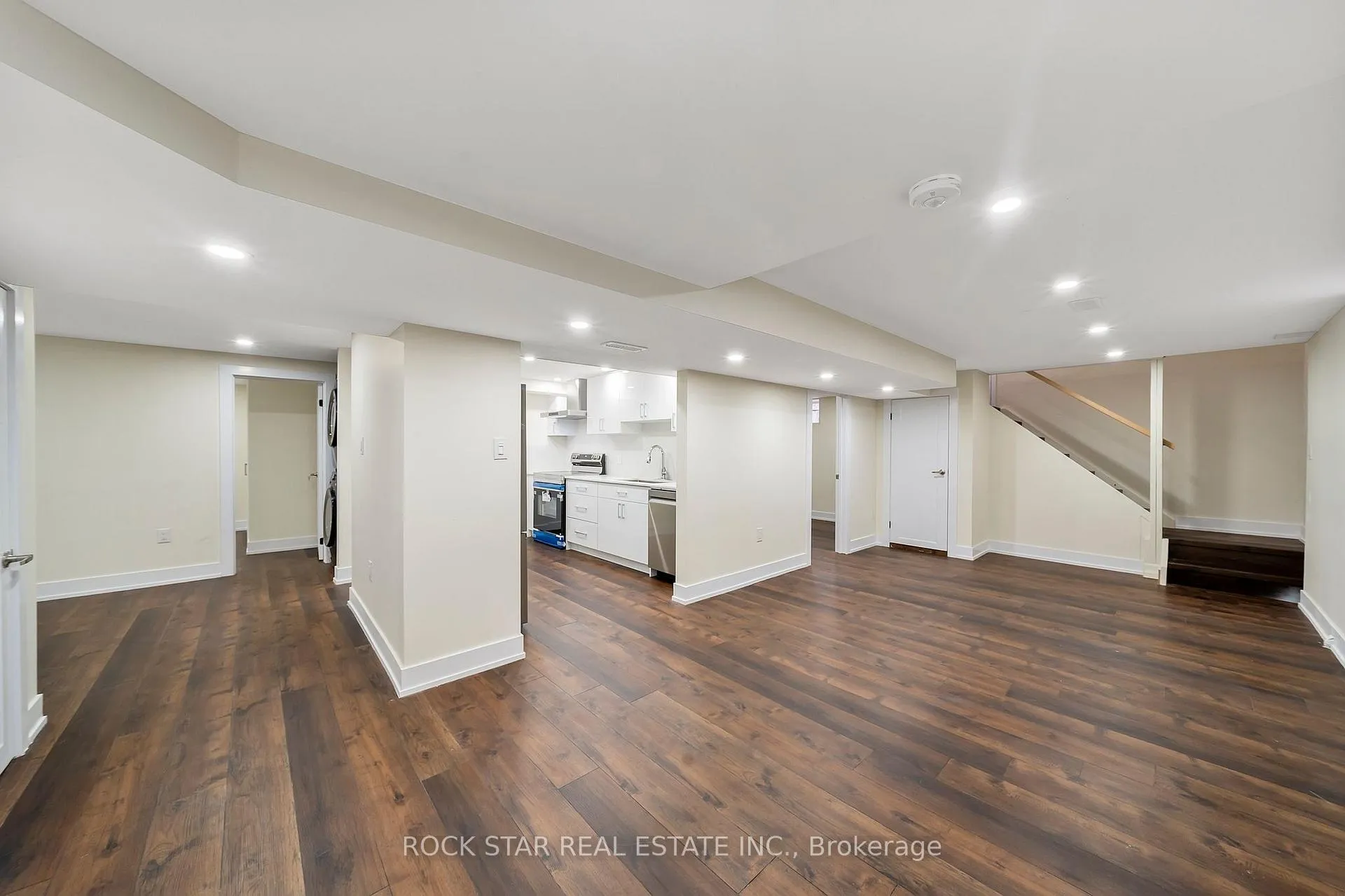 Photo 4 of Unit Lower, 78 Leaside Drive, St. Catharines, Carlton/Bunting — HOMEH