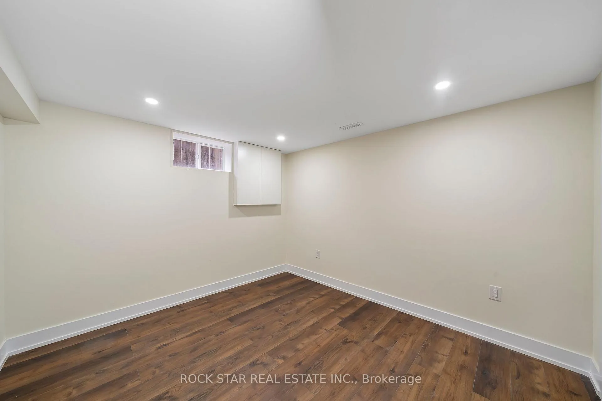 Photo 16 of Unit Lower, 78 Leaside Drive, St. Catharines, Carlton/Bunting — HOMEH