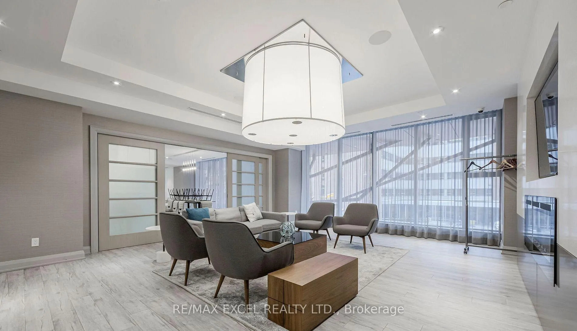 Photo 3 of Unit 3705, 50 Wellesley Street, Toronto, Church-Yonge Corridor — HOMEH