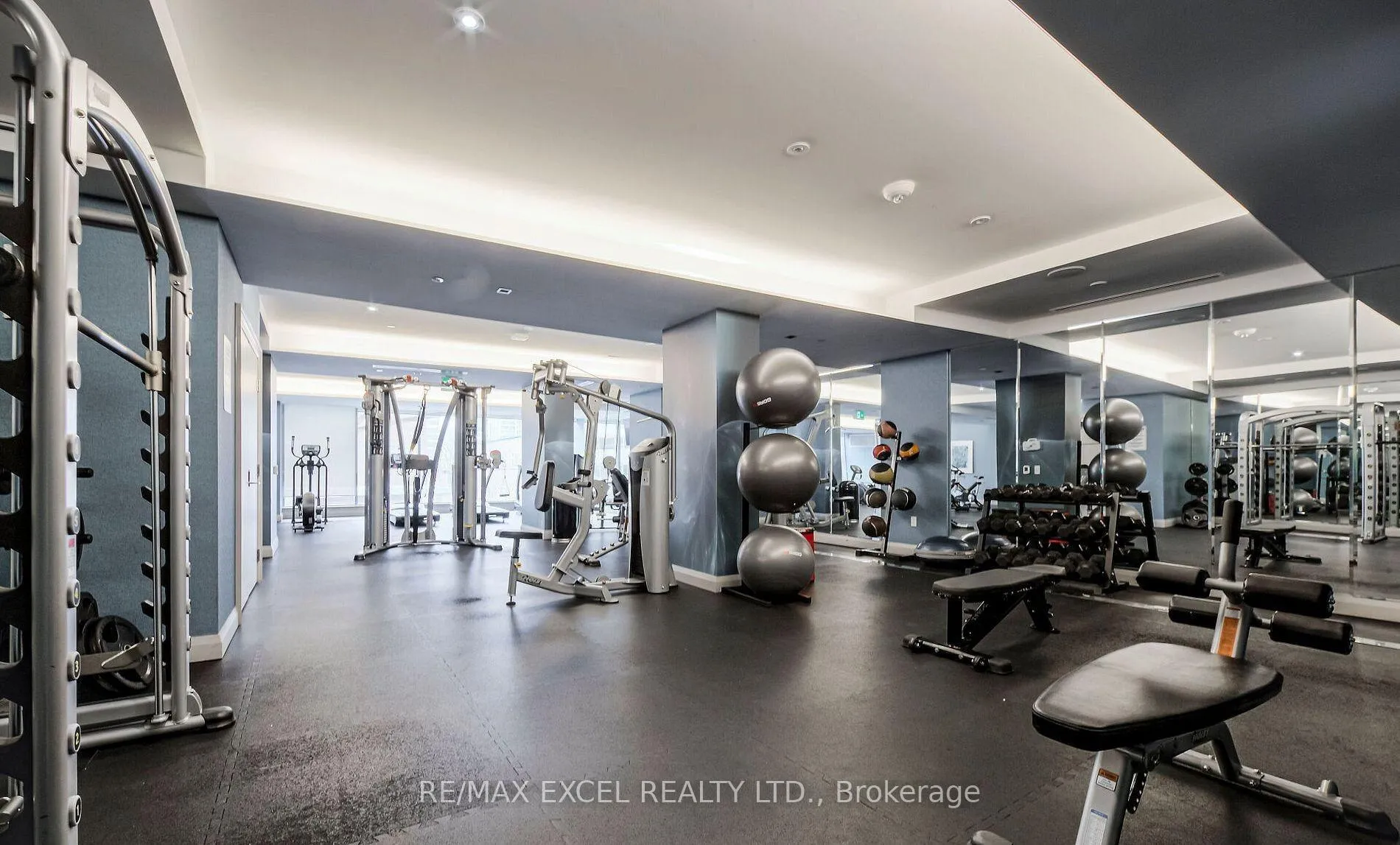 Photo 6 of Unit 3705, 50 Wellesley Street, Toronto, Church-Yonge Corridor — HOMEH