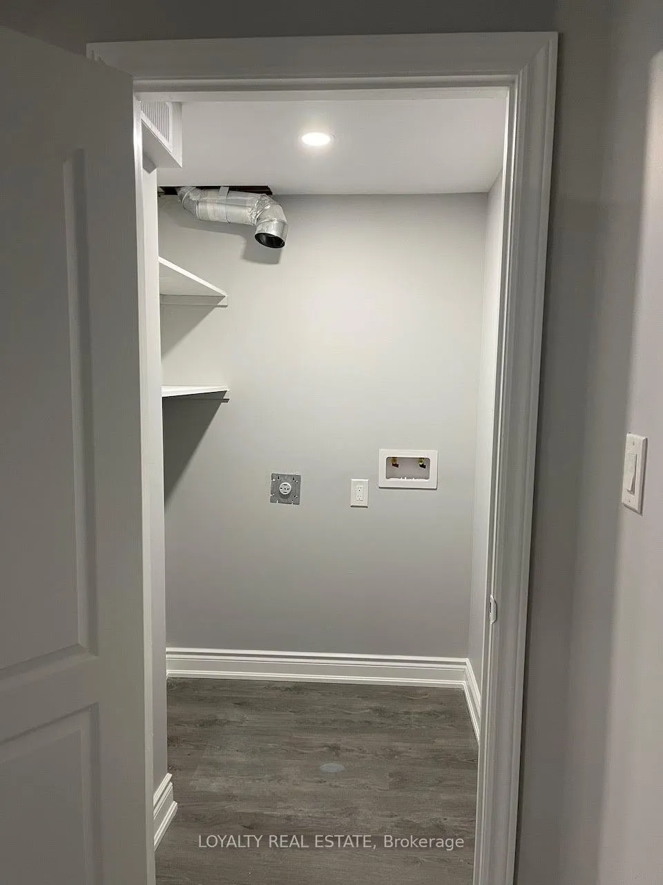 Photo 9 of Unit (Bsmt), 1 Outbound Heights, Brampton, Credit Valley — HOMEH