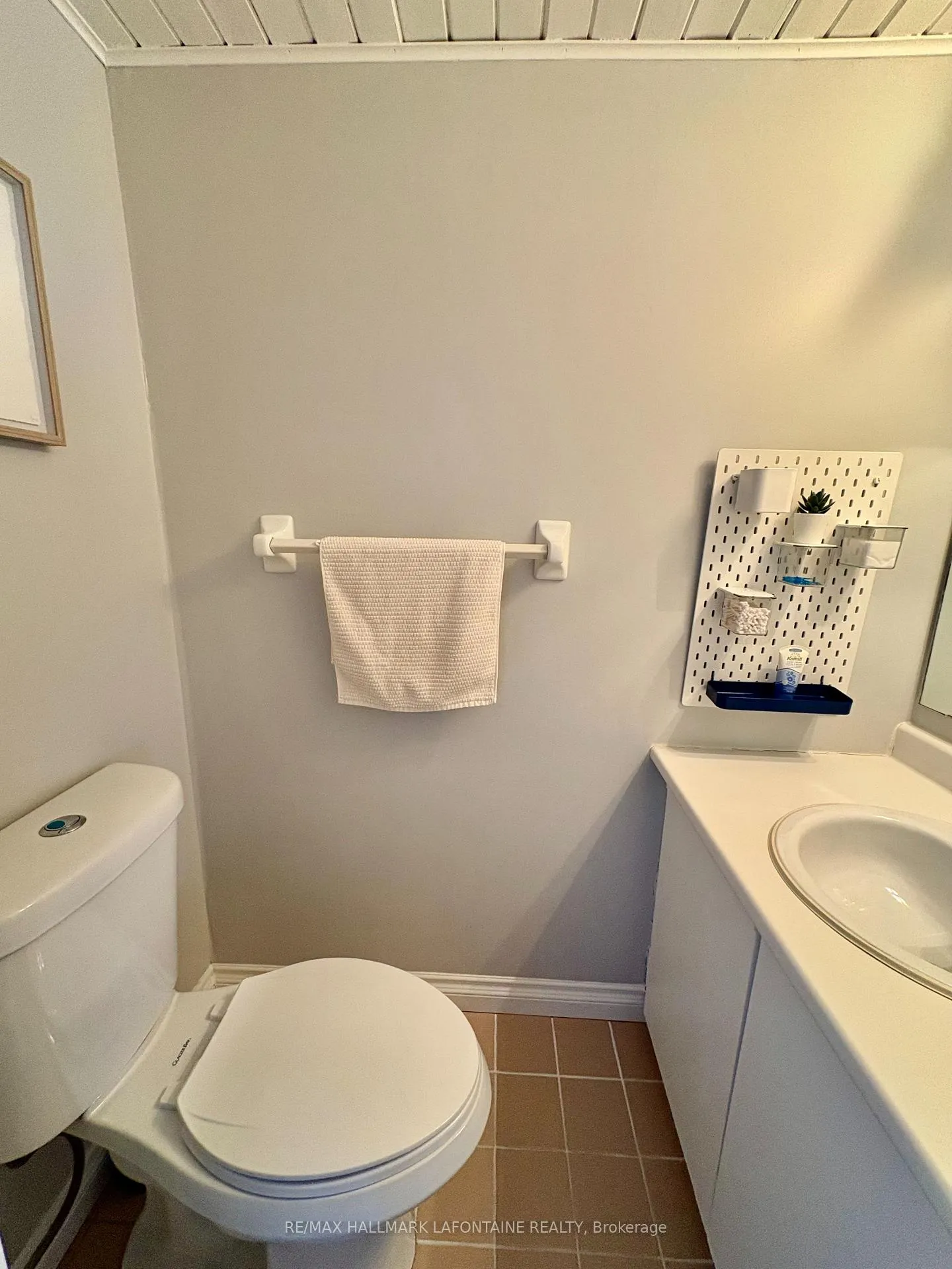 Photo 15 of 1180 Blasdell Avenue, Ottawa, Manor Park — HOMEH