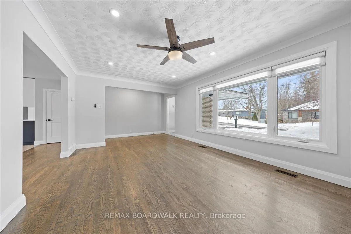 Photo 7 of 21 Turtleback Way Drive, Ottawa, Stittsville (South) — HOMEH