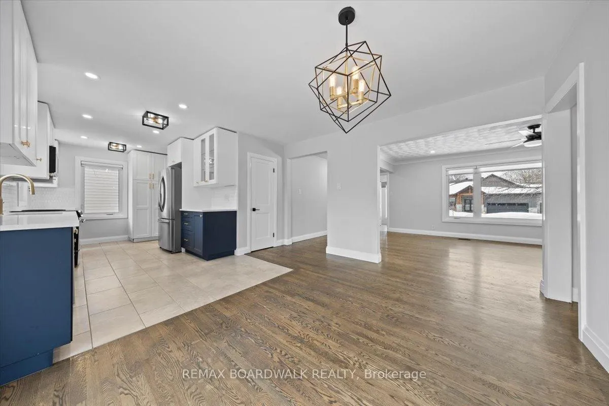 Photo 11 of 21 Turtleback Way Drive, Ottawa, Stittsville (South) — HOMEH