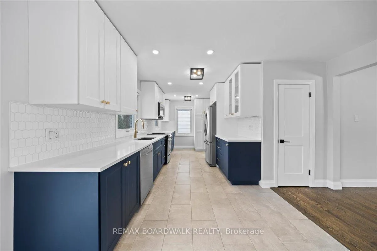 Photo 12 of 21 Turtleback Way Drive, Ottawa, Stittsville (South) — HOMEH