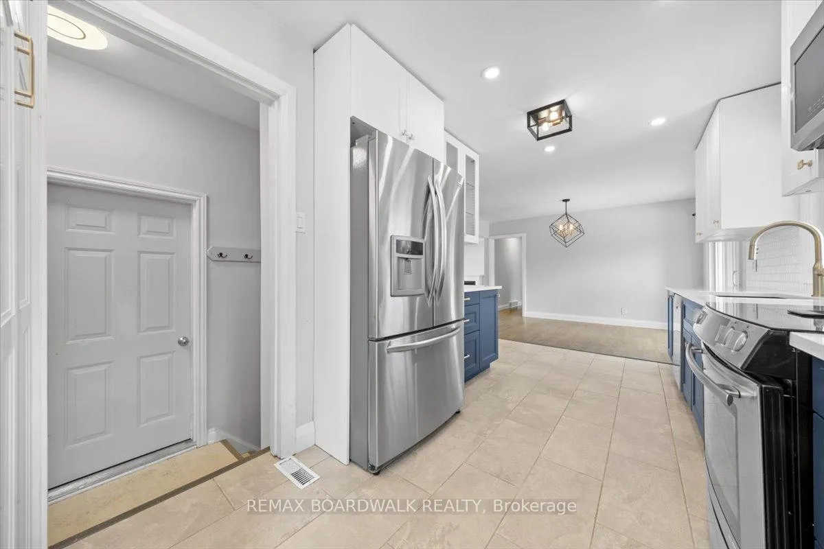 Photo 16 of 21 Turtleback Way Drive, Ottawa, Stittsville (South) — HOMEH