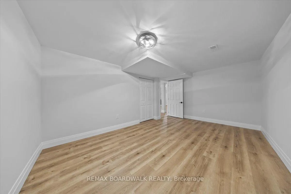 Photo 30 of 21 Turtleback Way Drive, Ottawa, Stittsville (South) — HOMEH