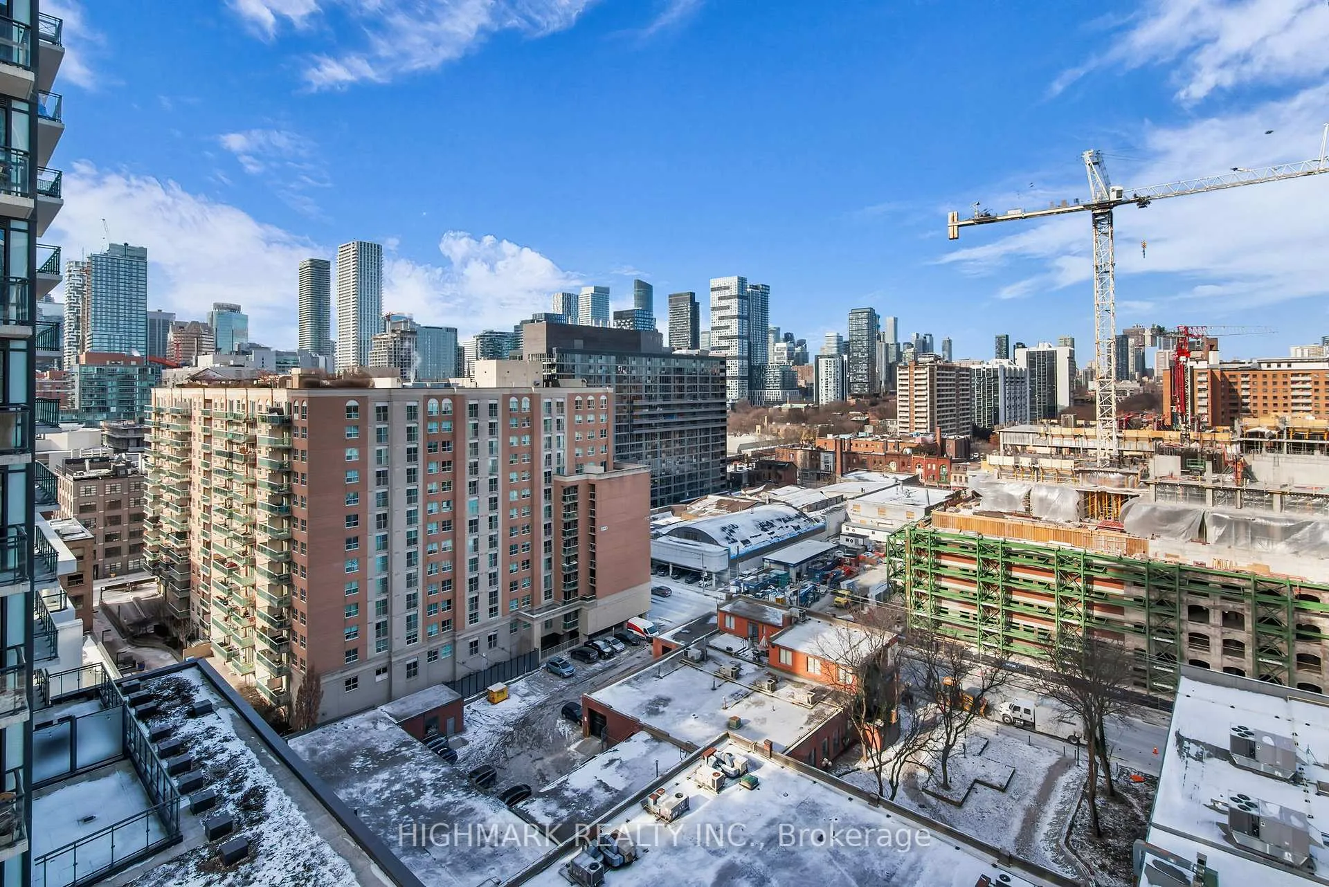 Photo 5 of Unit 1719, 460 Adelaide Street E, Toronto, Moss Park — HOMEH