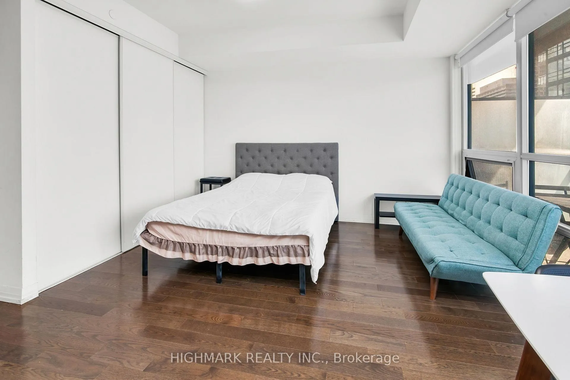 Photo 10 of Unit 1719, 460 Adelaide Street E, Toronto, Moss Park — HOMEH