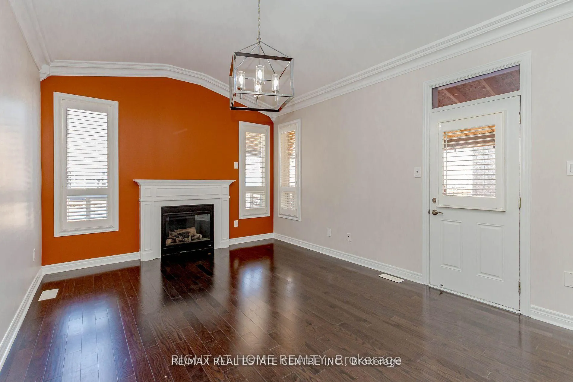 Photo 11 of Unit (Upper), 20 Gower Crescent, Brampton, Sandringham-Wellington — HOMEH