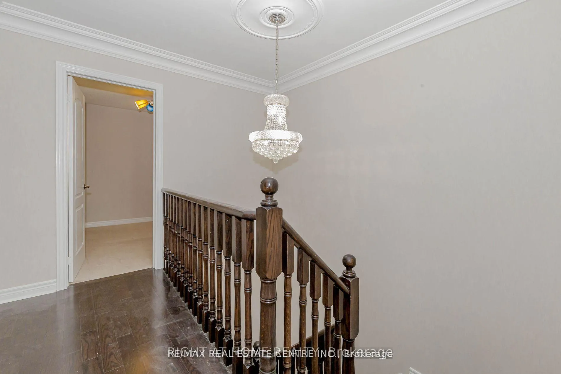 Photo 12 of Unit (Upper), 20 Gower Crescent, Brampton, Sandringham-Wellington — HOMEH