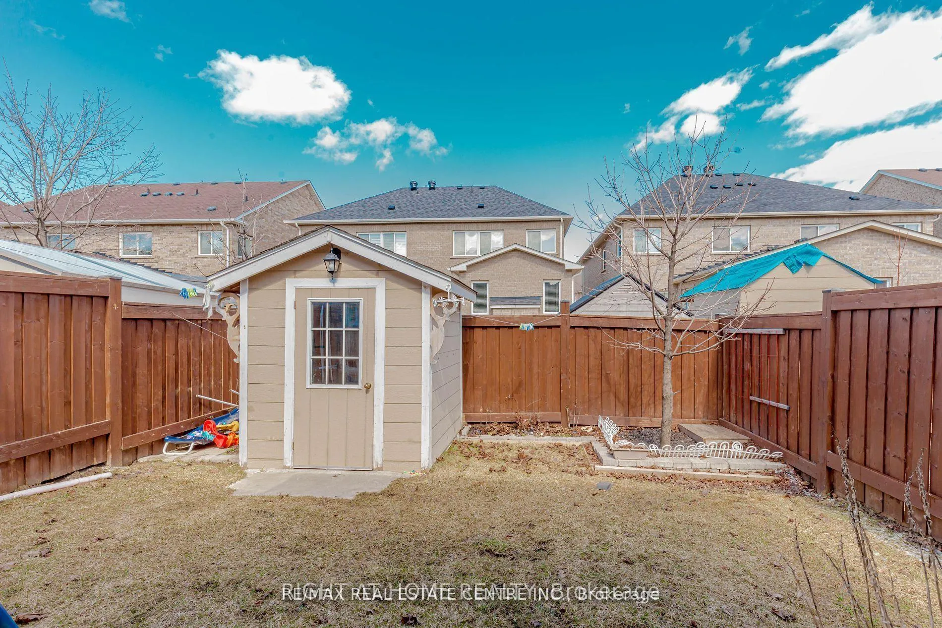 Photo 23 of Unit (Upper), 20 Gower Crescent, Brampton, Sandringham-Wellington — HOMEH