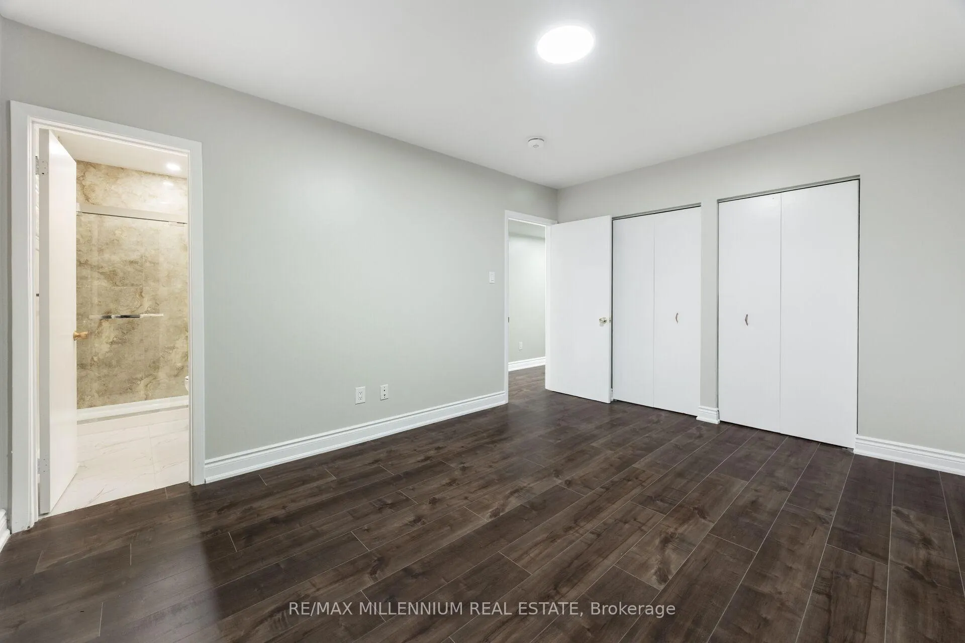 Photo 14 of 11 Beechwood Crescent, Brampton, Avondale — HOMEH