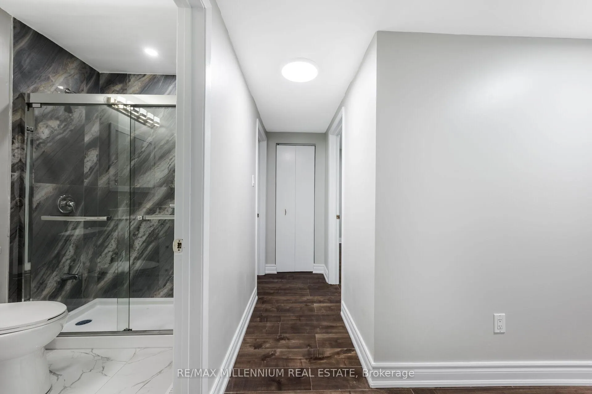 Photo 17 of 11 Beechwood Crescent, Brampton, Avondale — HOMEH