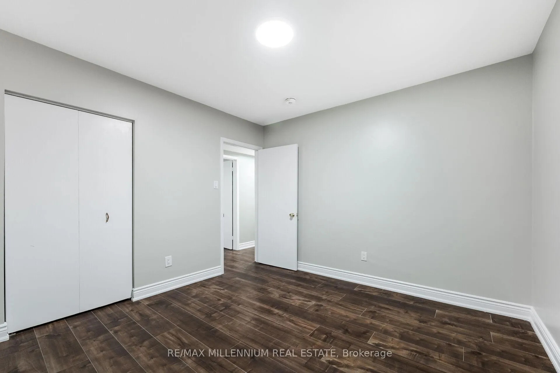 Photo 19 of 11 Beechwood Crescent, Brampton, Avondale — HOMEH