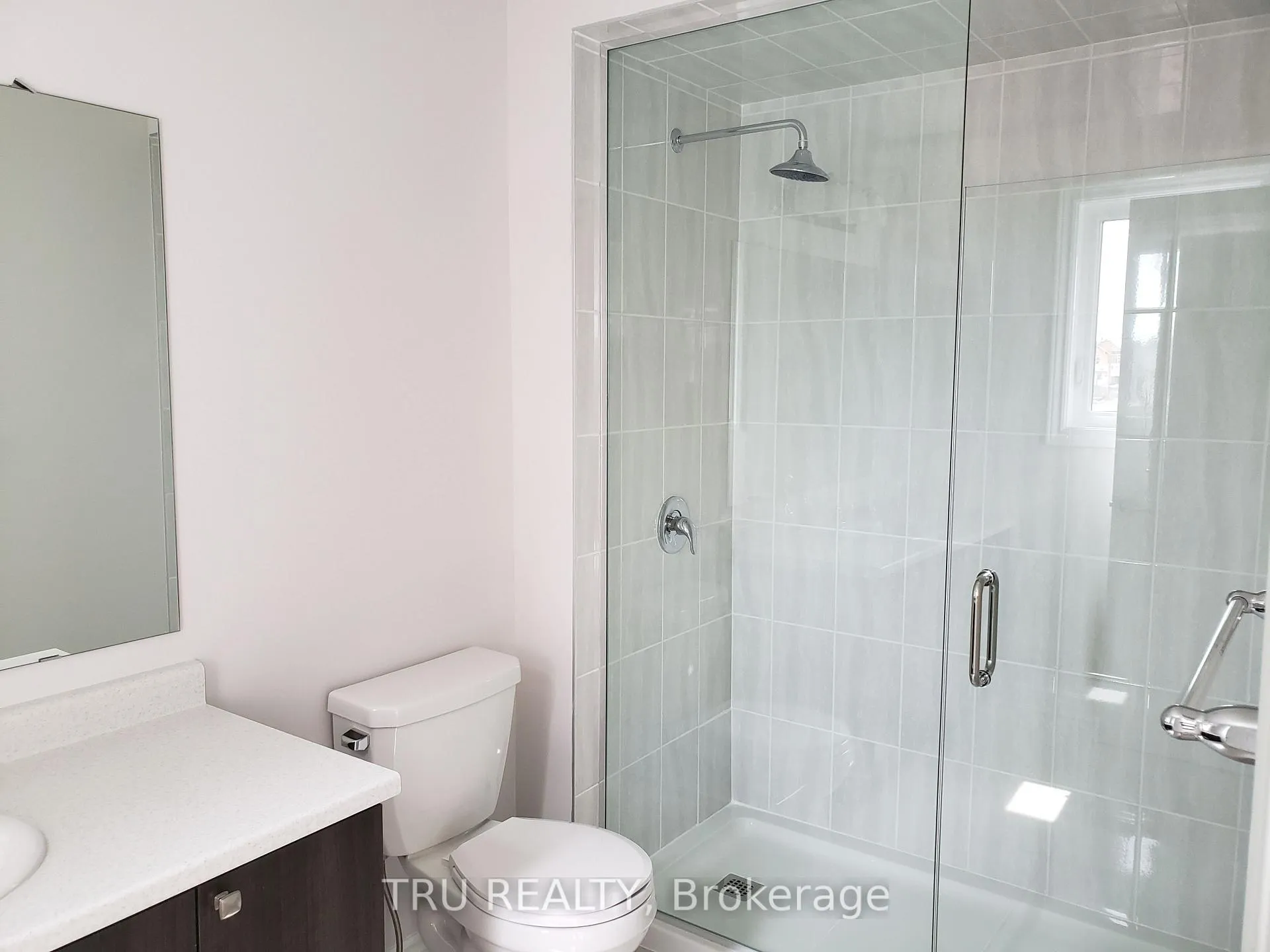 Photo 8 of 176 Cranesbill Road, Ottawa, Kanata - Emerald Meadows/Trailwest — HOMEH