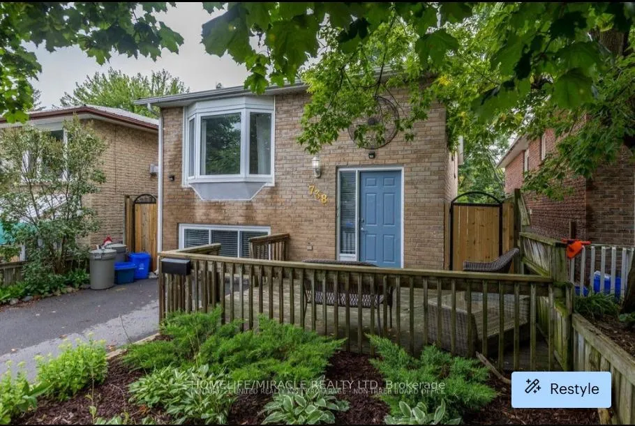 Photo 2 of 738 Mountain Ash Road, Peterborough, Otonabee Ward 1 — HOMEH