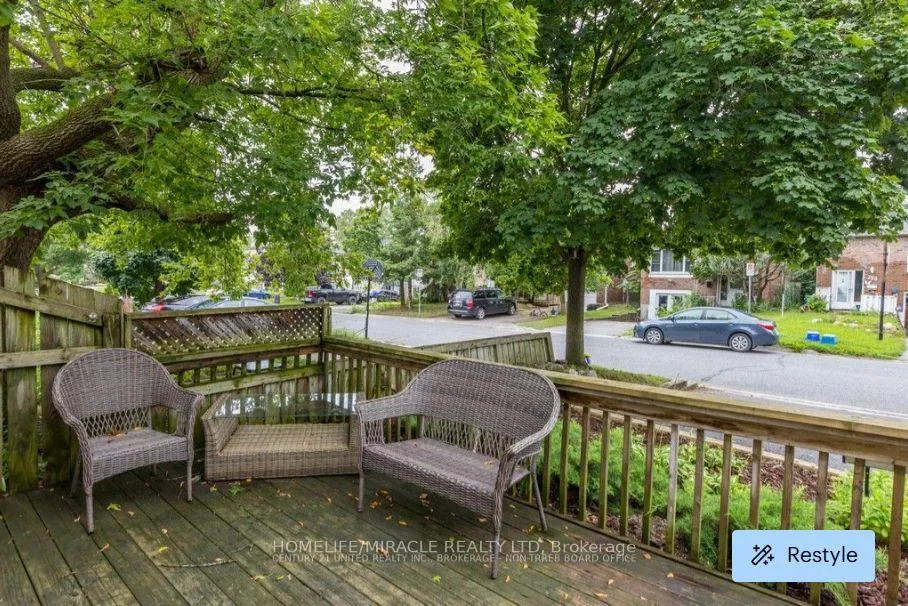 Photo 3 of 738 Mountain Ash Road, Peterborough, Otonabee Ward 1 — HOMEH