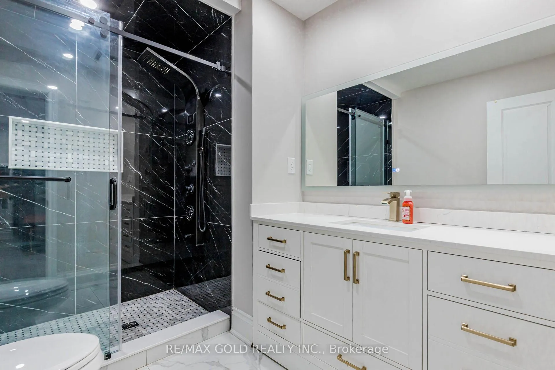 Photo 31 of 8892 Creditview Road, Brampton, Credit Valley — HOMEH