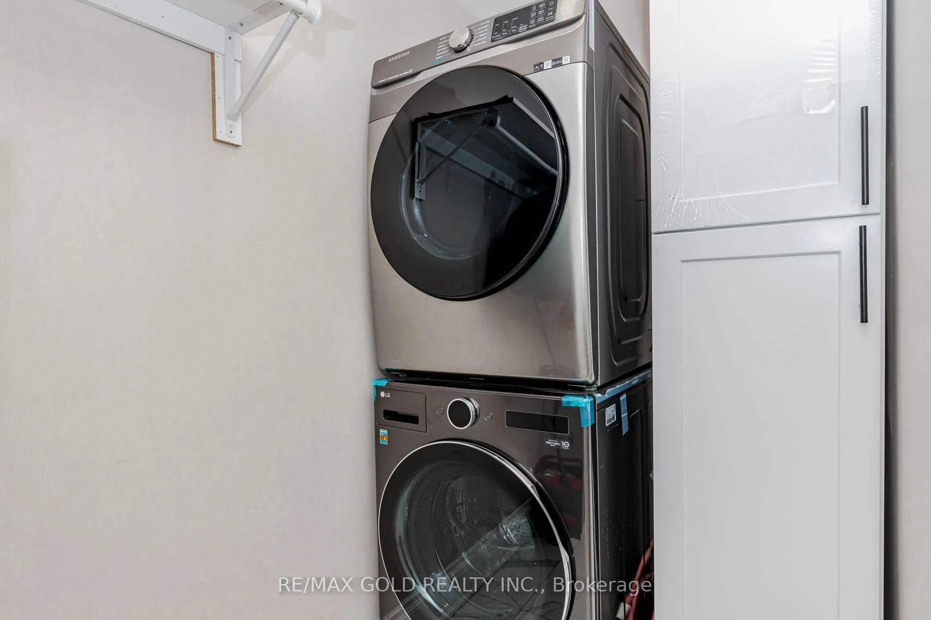 Photo 36 of 8892 Creditview Road, Brampton, Credit Valley — HOMEH