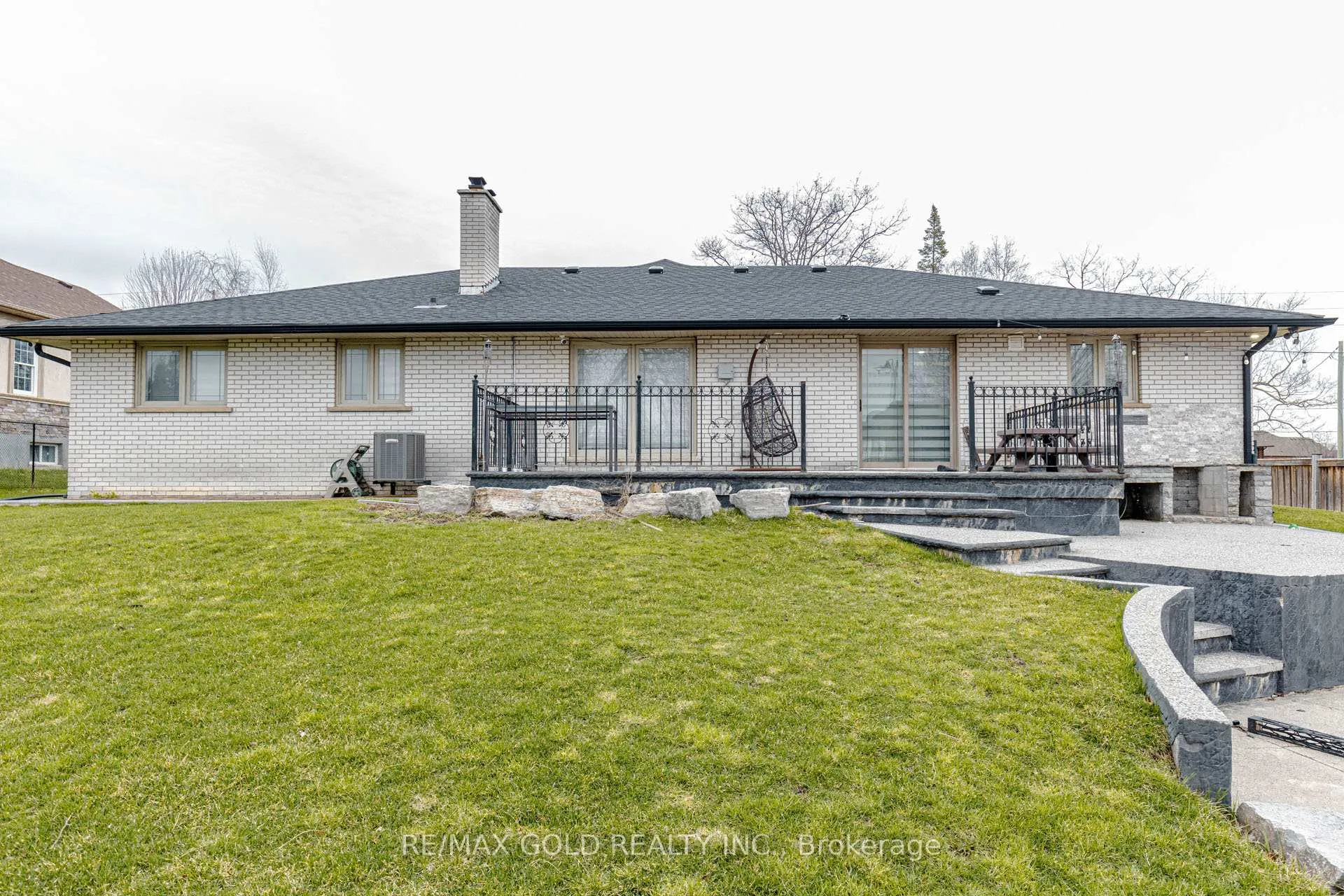 Photo 44 of 8892 Creditview Road, Brampton, Credit Valley — HOMEH