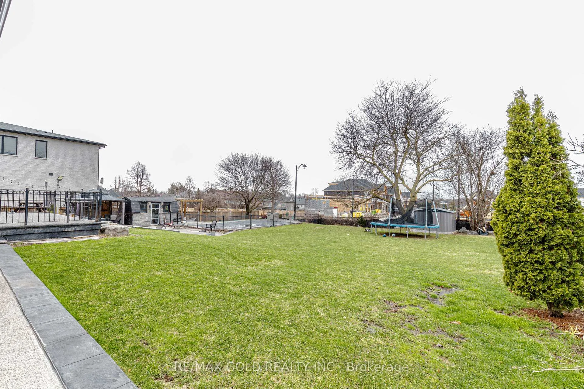 Photo 48 of 8892 Creditview Road, Brampton, Credit Valley — HOMEH